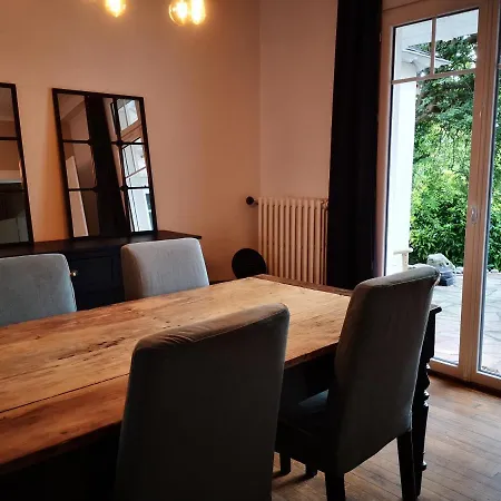 D'hôtes Avec Petit Déjeuner 3*